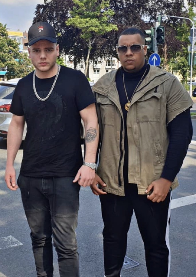 Skeptika und Noir40